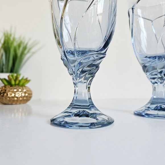 Vintage Set of 2 Noritake Sweet Swirl Light Blue Water Goblets Iced Tea Glasses - Picture 6 of 9